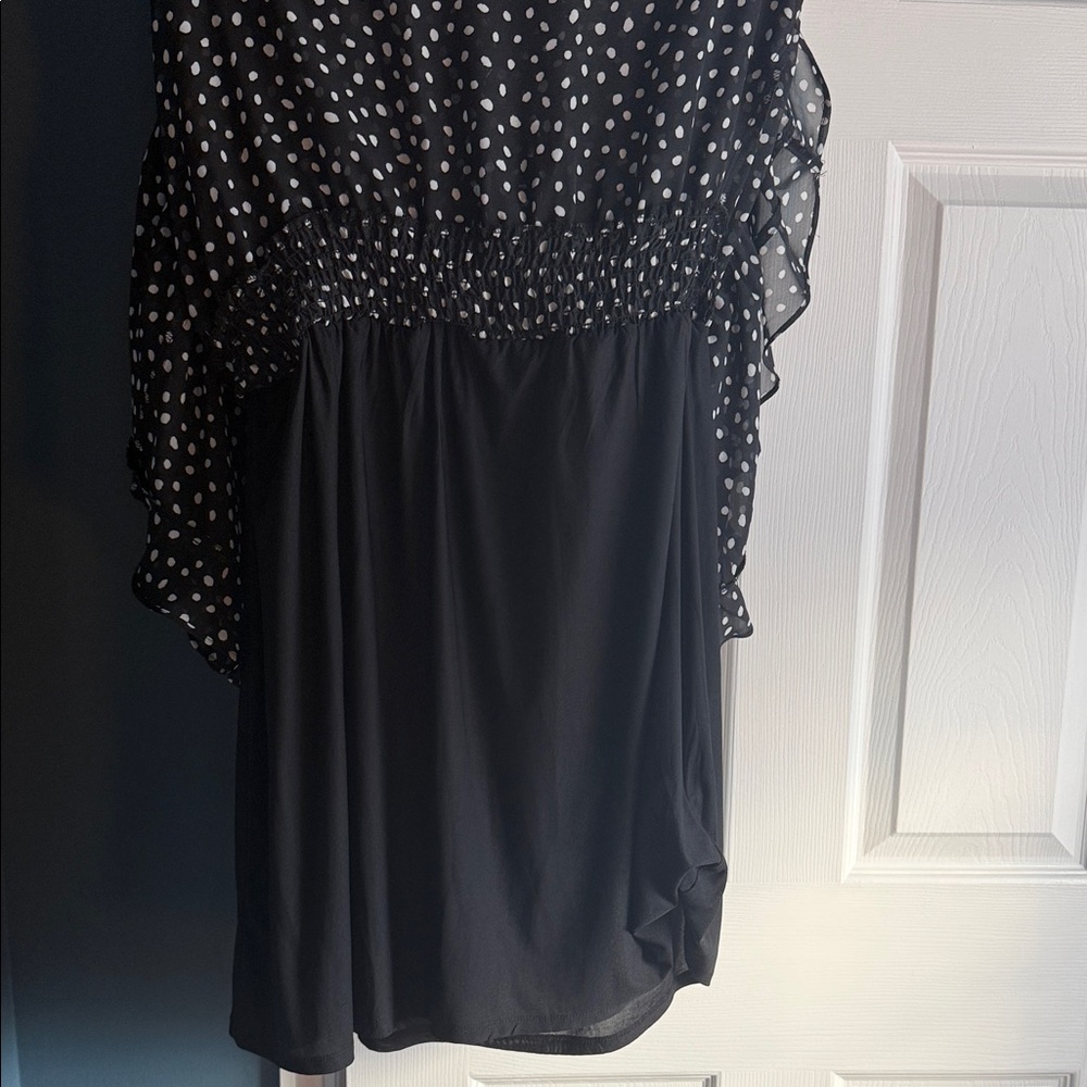 Black and White Ling Sleeve Polka Dot Dress - Picture 4 of 5
